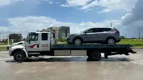 Kingsville TX Tow Truck